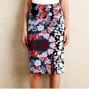 Antropologie Maeve Tea Room
Pencil Skirt - Size Small